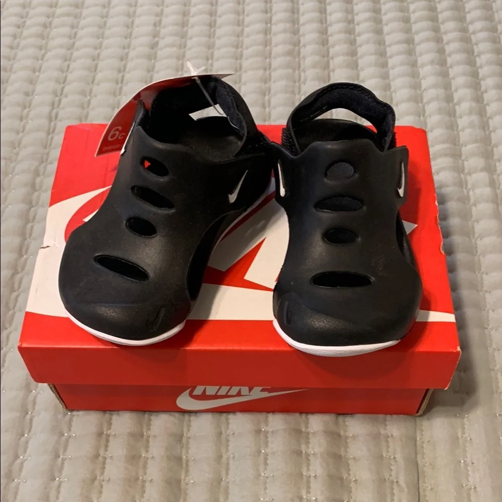 Nike Kids Black Sandal Shoes Size 6 Toddler NEW All occasions Easy on Comfort